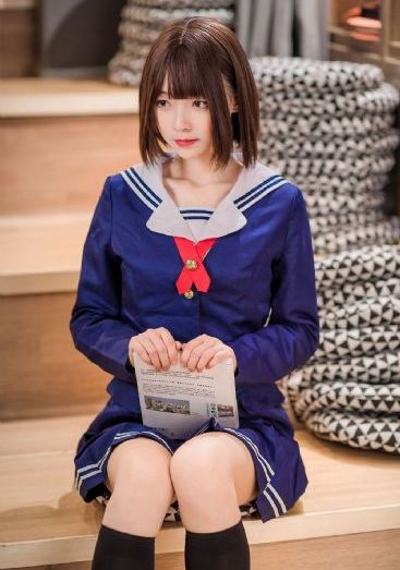 动漫女被黄漫扒衣