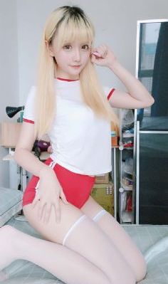 半妖乳娘