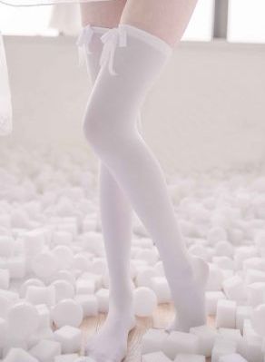 年轻的女大学生