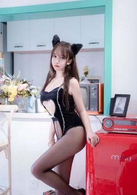 唐伯虎点九美