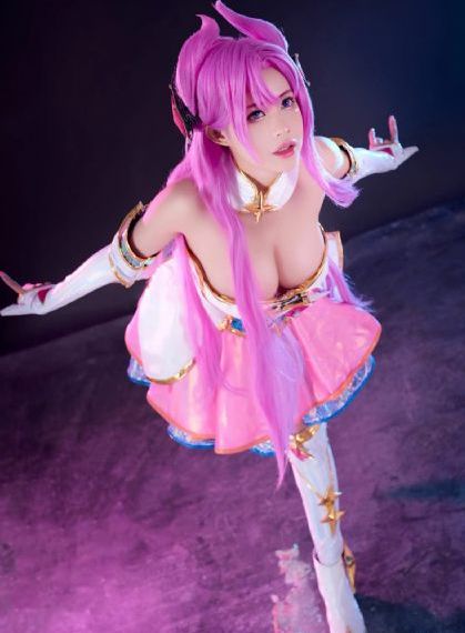 情女性花开