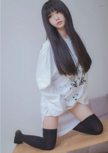 红衣小女孩 恐怖电影