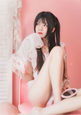 极品销魂美女特嫩bbb片